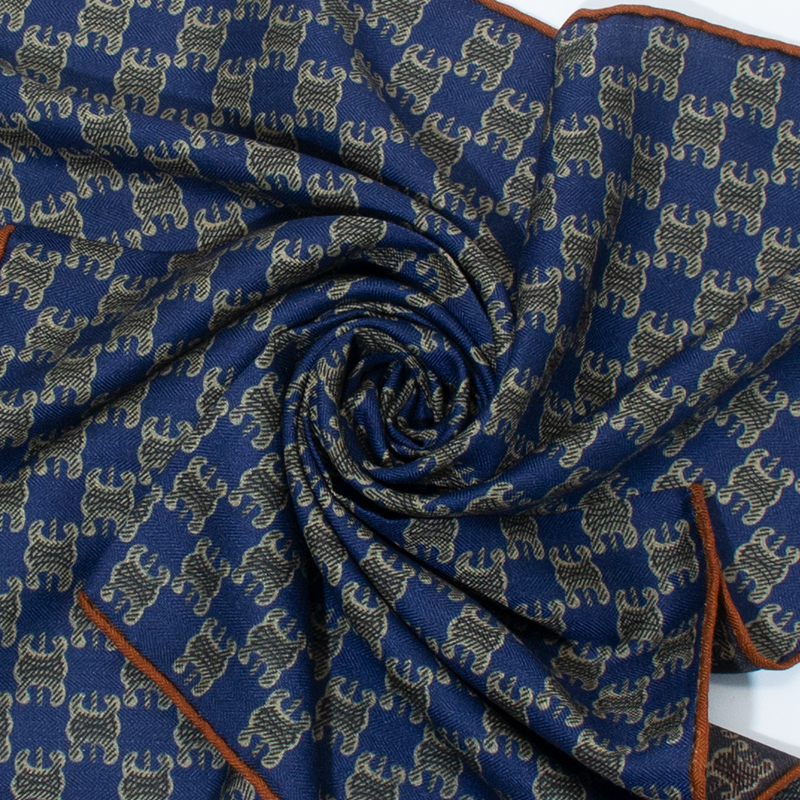 Warm Double-Sided Monogram Pri - Monogrammed Handkerchief 리뷰 및 가격