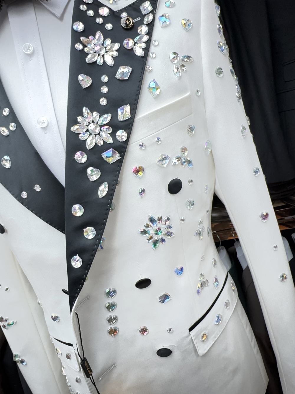 2025 Sparkly In Stock Crystals - Elegant Formal Men'S Wear 리뷰 및 가격