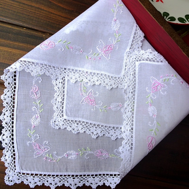 Handmade Embroidered Hook Edge - Monogrammed Handkerchief 리뷰 및 가격
